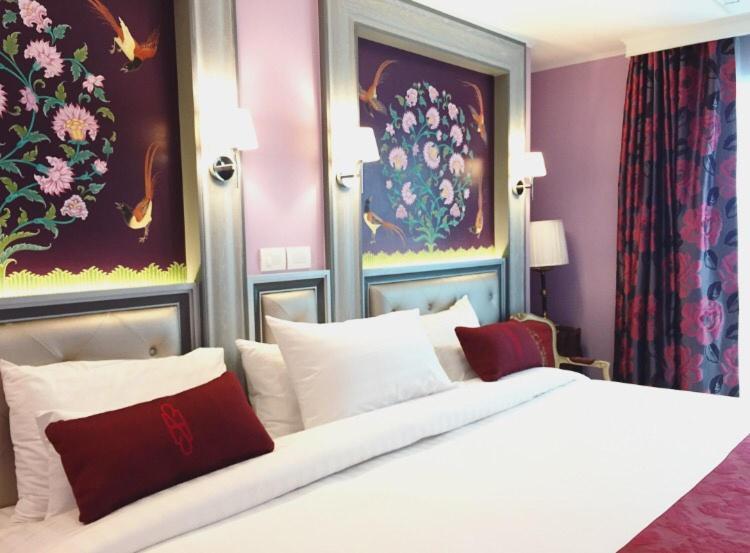 Sara'S Hotel Банкок Екстериор снимка