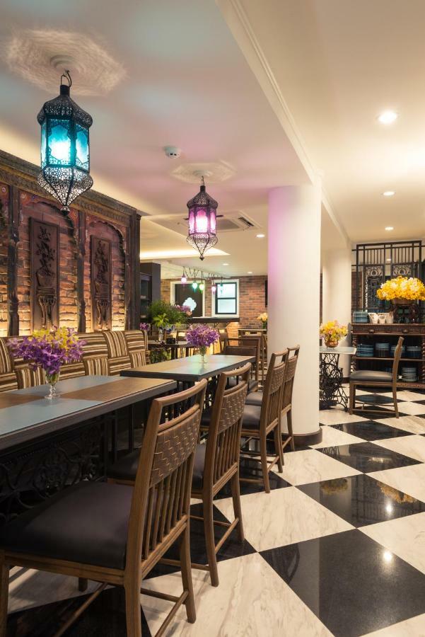 Sara'S Hotel Банкок Екстериор снимка