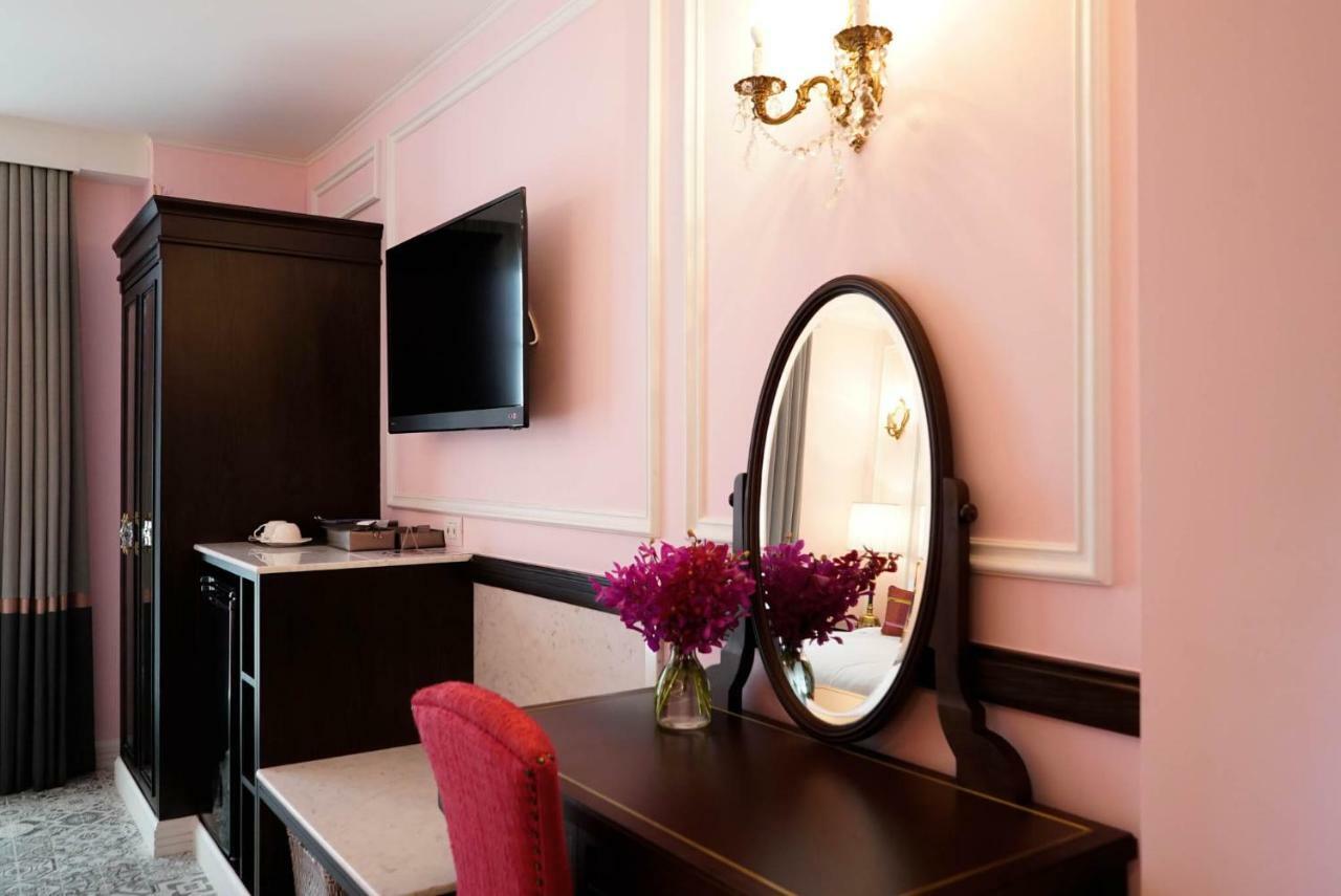 Sara'S Hotel Банкок Екстериор снимка